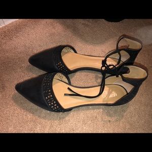 Size 12.5 women’s pointy black flats